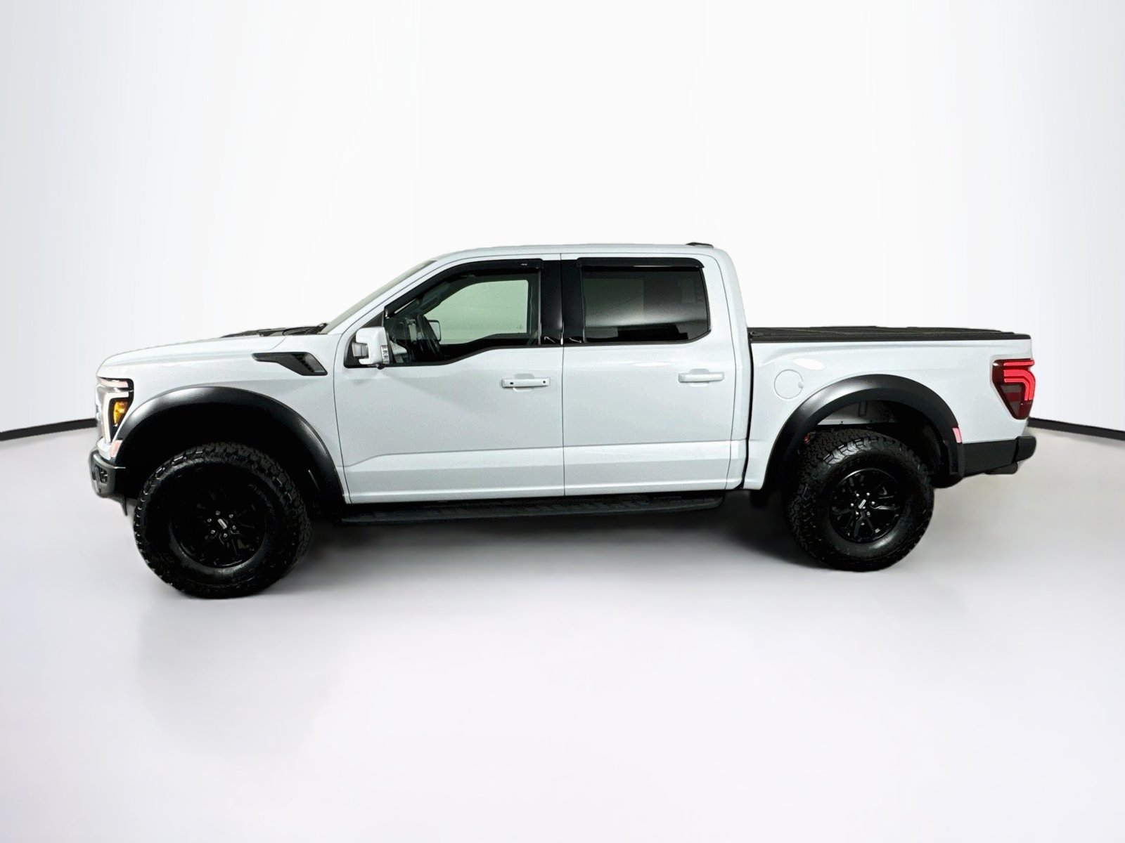 Used 2025 Ford F150 Raptor AWD/4WD image 4