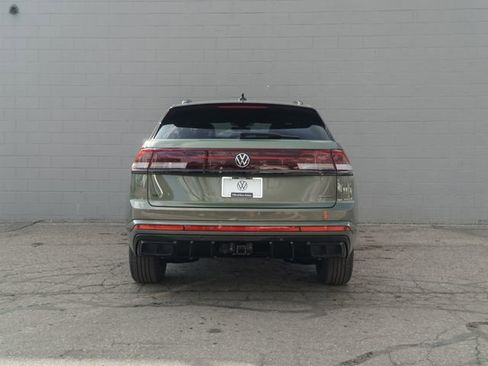 New 2026 Volkswagen Atlas Cross Sport SEL R-Line image 5