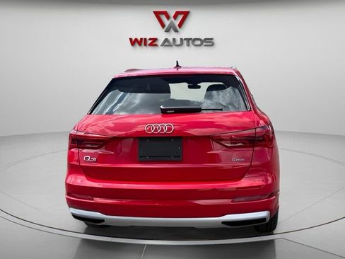 Used 2020 Audi Q3 2.0T Premium w/ Convenience Package AWD/4WD image 4