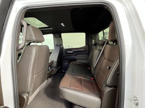 Used 2023 GMC Sierra 1500 Denali AWD/4WD image 22