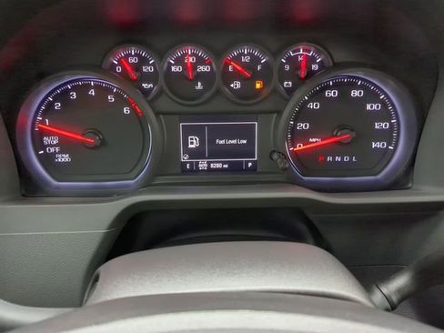 Used 2024 Chevrolet Silverado 1500 Custom Trail Boss w/ LPO, Dark Essentials Package image 32