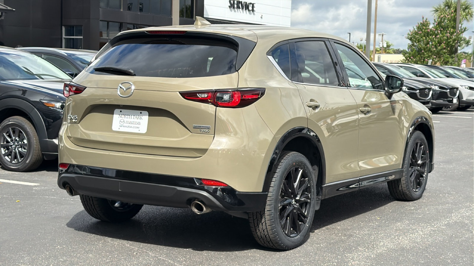 Used 2024 MAZDA CX-5 Carbon Edition AWD/4WD image 4