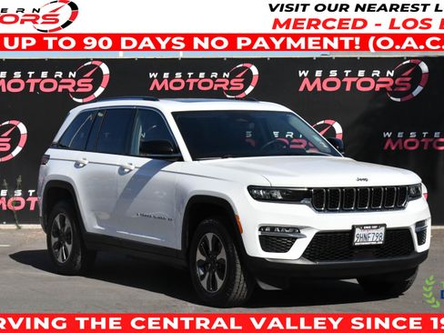 Used 2023 Jeep Grand Cherokee 4WD 4xe image 1