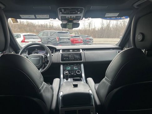 Used 2020 Land Rover Range Rover Sport HST image 29