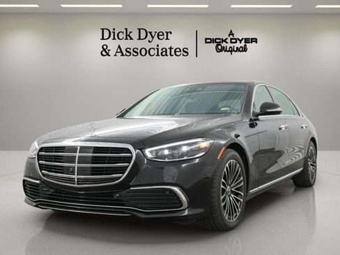 Used 2024 Mercedes-Benz S 580 4MATIC Sedan image 5