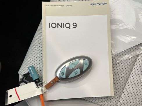 New 2026 Hyundai Ioniq 9 Calligraphy image 29
