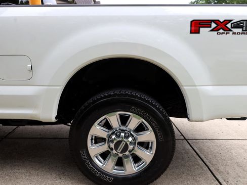 Used 2020 Ford F250 Platinum image 16