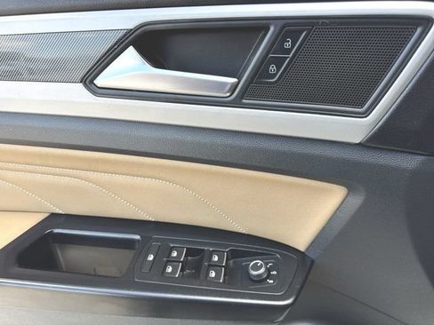 Used 2021 Volkswagen Atlas Cross Sport SEL R-Line FWD image 24