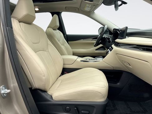 Used 2023 INFINITI QX60 Luxe w/ Cargo Package AWD/4WD image 18