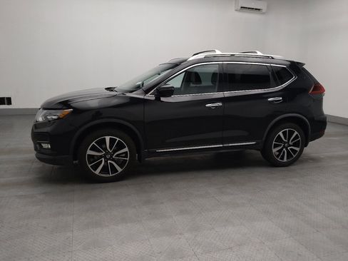 Used 2018 Nissan Rogue SL w/ Premium Package image 2