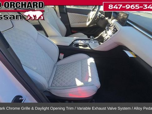 Used 2023 Genesis G70 3.3T w/ Sport Prestige Package image 9