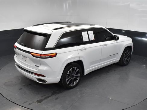 Used 2022 Jeep Grand Cherokee Overland w/ Adv Protech Group III AWD/4WD image 41