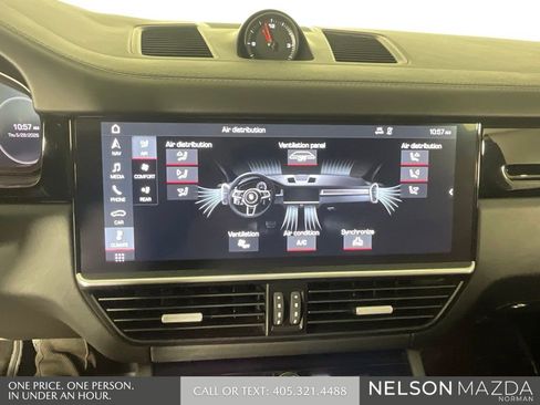 Used 2019 Porsche Cayenne AWD/4WD image 35