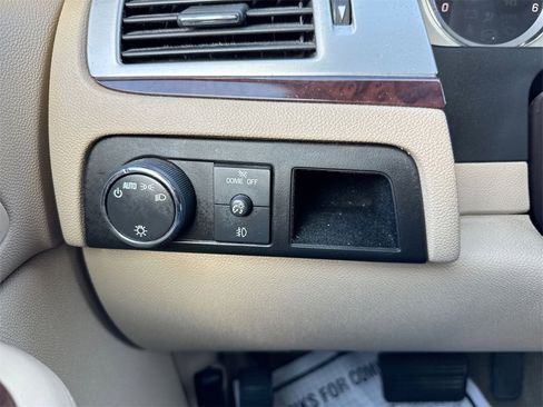 Used 2009 Cadillac Escalade 2WD image 18