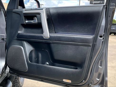 Used 2022 Toyota 4Runner SR5 Premium w/ Moonroof Package image 23