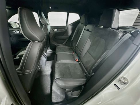 Used 2023 Volvo XC40 Recharge Plus AWD/4WD image 27