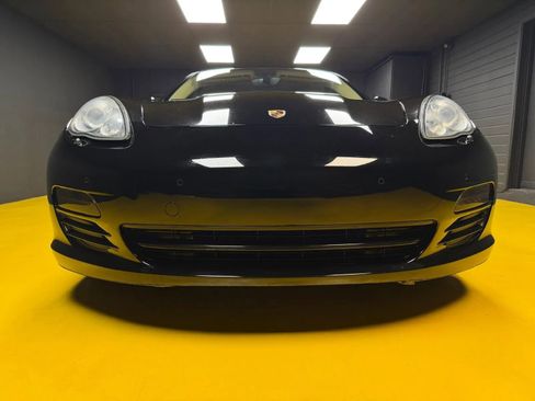 Used 2010 Porsche Panamera S RWD image 2