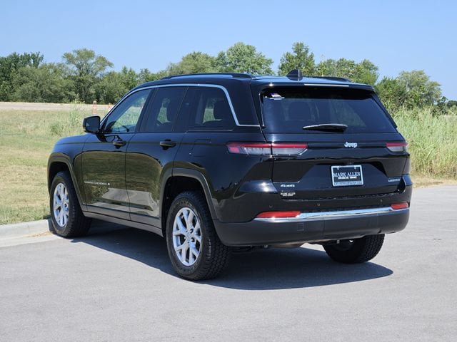 Used 2022 Jeep Grand Cherokee Limited AWD/4WD image 5