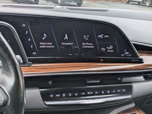 Certified 2021 Cadillac Escalade ESV Premium Luxury AWD/4WD image 20