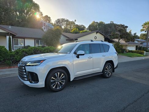 Used 2024 Lexus LX 600 4WD w/ Interior Upgrade Package image 1