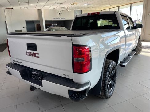 Used 2017 GMC Sierra 1500 SLE image 8