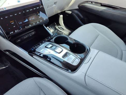 Certified 2024 Hyundai Tucson Limited image 25