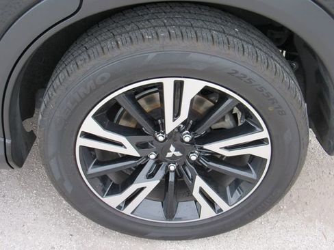 Used 2024 Mitsubishi Eclipse Cross SE AWD/4WD image 16