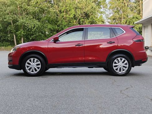 Used 2017 Nissan Rogue S AWD/4WD image 7