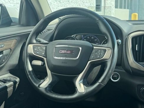 Used 2024 GMC Terrain Denali w/ Denali Premium Package AWD/4WD image 15