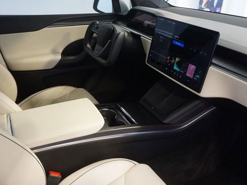 Used 2023 Tesla Model X Plaid AWD/4WD image 30