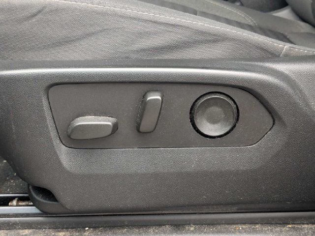 Used 2023 Chevrolet Tahoe LS AWD/4WD image 21