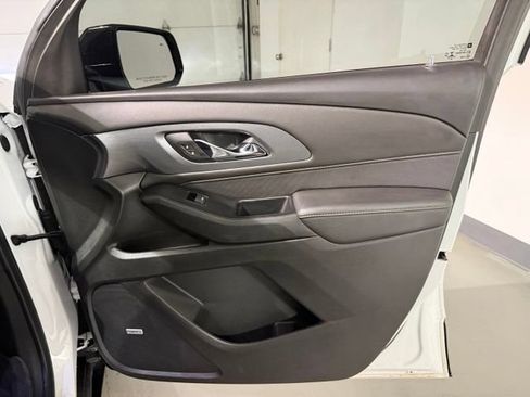 Used 2020 Chevrolet Traverse Premier w/ Redline Edition AWD/4WD image 30