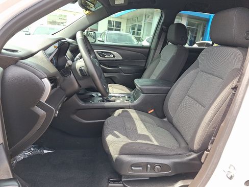 Used 2023 Chevrolet Traverse LT w/ Midnight/Sport Edition AWD/4WD image 15