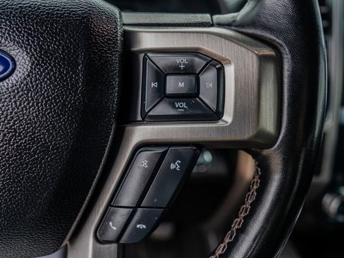 Used 2019 Ford F150 Platinum image 17