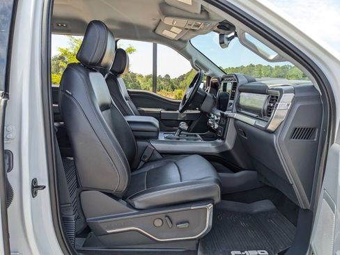 Used 2022 Ford F150 Lariat w/ FX4 Off-Road Package image 40