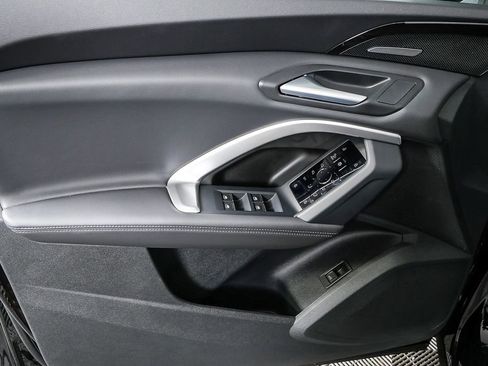 New 2025 Audi Q5 Premium Plus image 6