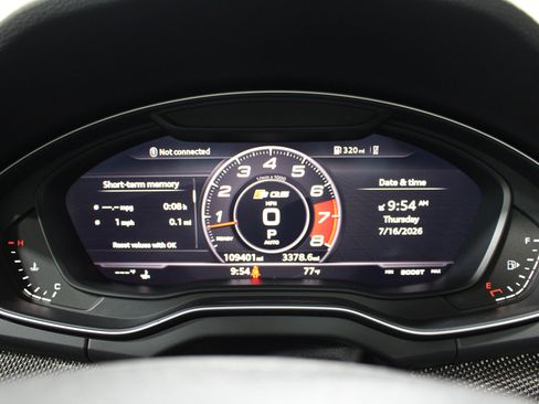 Used 2018 Audi SQ5 Premium Plus w/ Navigation Package AWD/4WD image 15