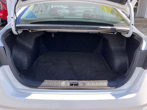 Used 2025 Nissan Altima 2.5 SV image 29