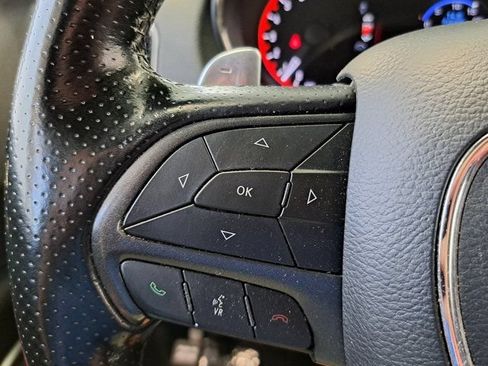 Used 2020 Dodge Durango R/T w/ Technology Group AWD/4WD image 12