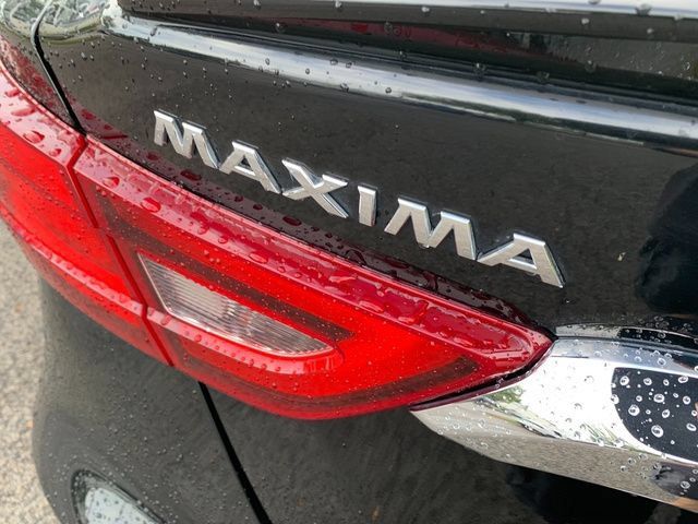 Used 2016 Nissan Maxima Platinum w/ Interior Lighting Package FWD image 16
