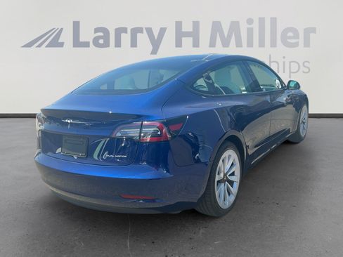Used 2022 Tesla Model 3 Long Range AWD/4WD image 5