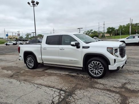 Used 2023 GMC Sierra 1500 Denali Ultimate AWD/4WD image 11