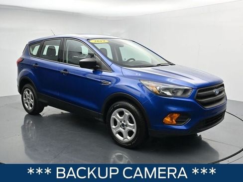 Used 2019 Ford Escape S FWD image 2