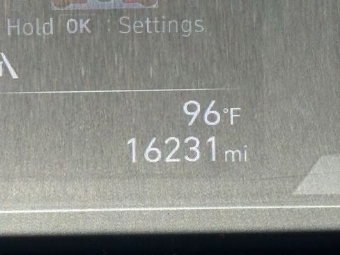 Used 2022 Hyundai Santa Cruz SEL FWD image 29