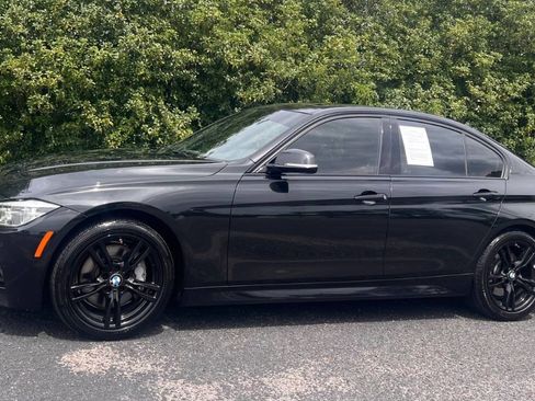 Used 2018 BMW 330i Sedan RWD image 3
