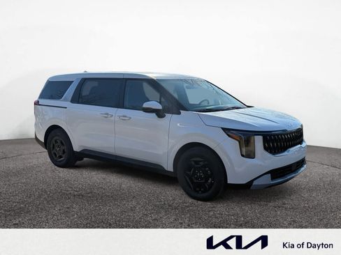 New 2026 Kia Carnival LX image 7