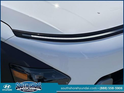 Certified 2026 Hyundai Kona SE AWD/4WD image 11