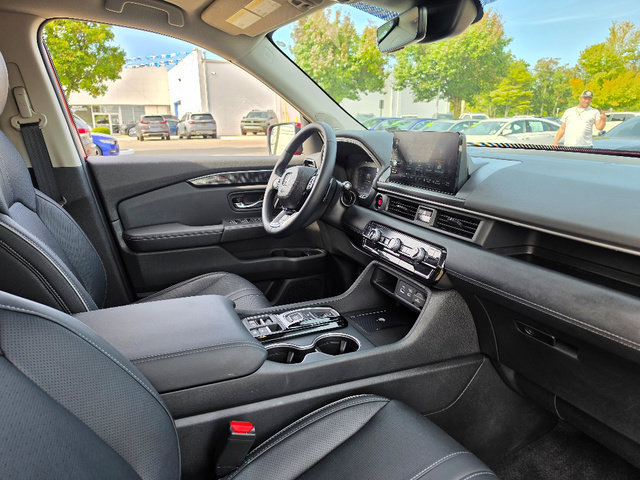 Certified 2025 Honda Pilot Elite image 13