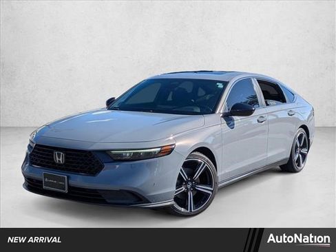 Used 2023 Honda Accord Sport image 1