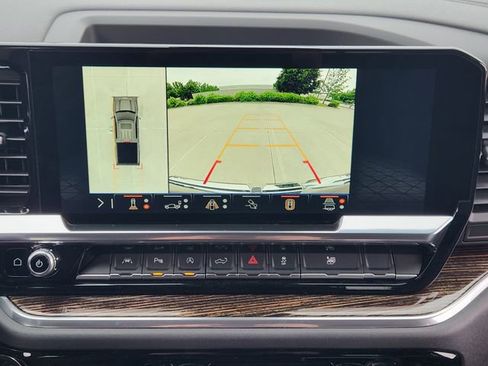 Used 2025 GMC Sierra 1500 Elevation w/ Elevation Premium Package RWD image 18